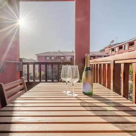 아파트 El Mocan Deluxe House - Padel, Pool & Terrace 아로나