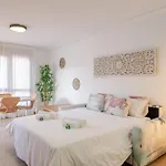 El Mocan Deluxe House - Padel, Pool & Terrace דירה ארונה