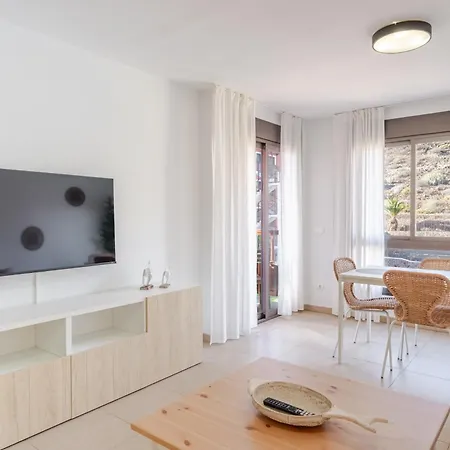 El Mocan Deluxe House - Padel, Pool & Terrace Apartment