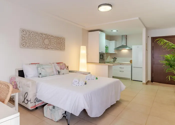 El Mocan Deluxe House - Padel, Pool & Terrace Daire *