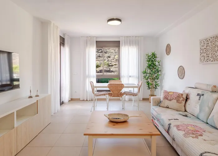 Apartament El Mocan Deluxe House - Padel, Pool & Terrace